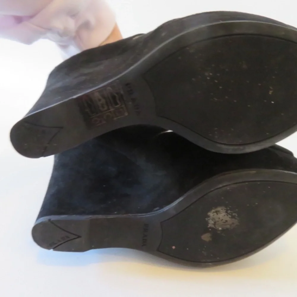 PRADA BLACK SUEDE OPEN TOE WEDGE SANDALS SIZE 37.5 - Picture 6 of 6
